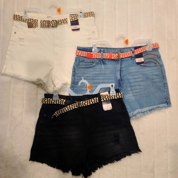 Bundle of 3 new with tags shorts - Picture 1 of 10